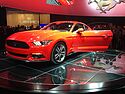 Mustang 2015  und Ford Edge auf der Go-Further Veranstaltung in Barcelona 2013